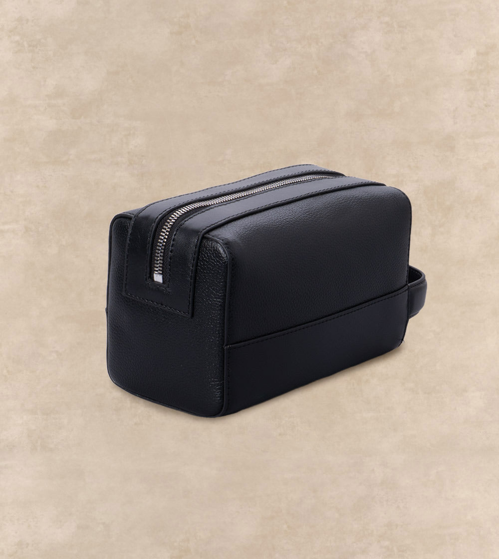 Men’s Leather Toiletry Bag
