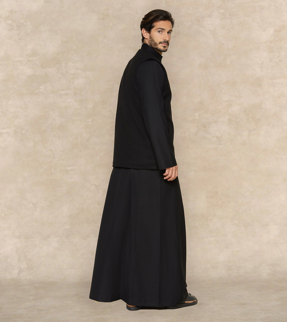 Sleeveless Gilet With High Neck Collar