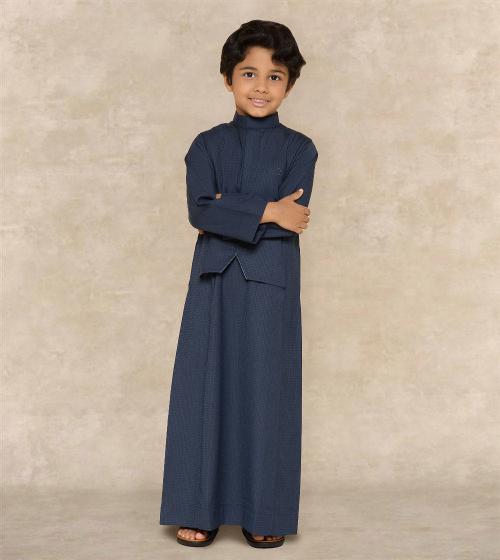 Little Warrior Thobe With Sidairi