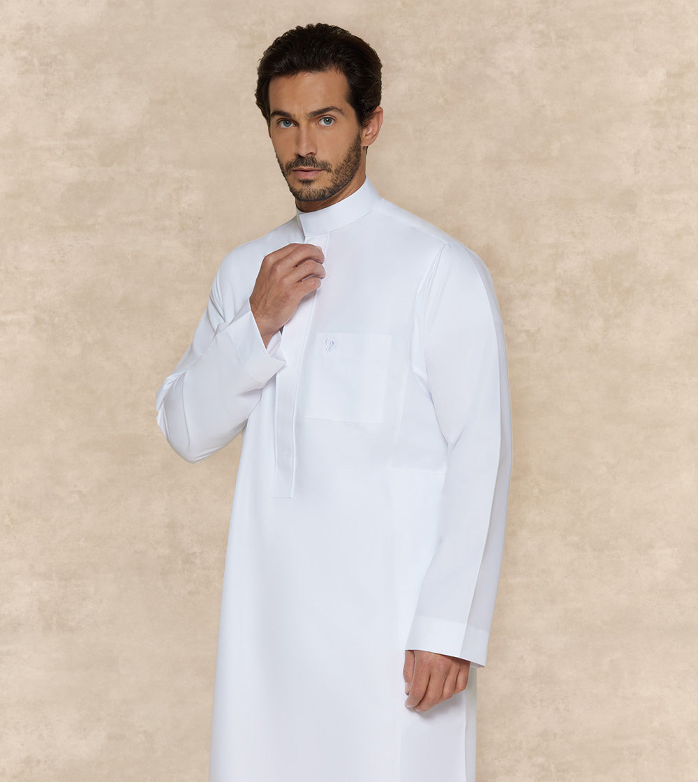 Modal White Thobe